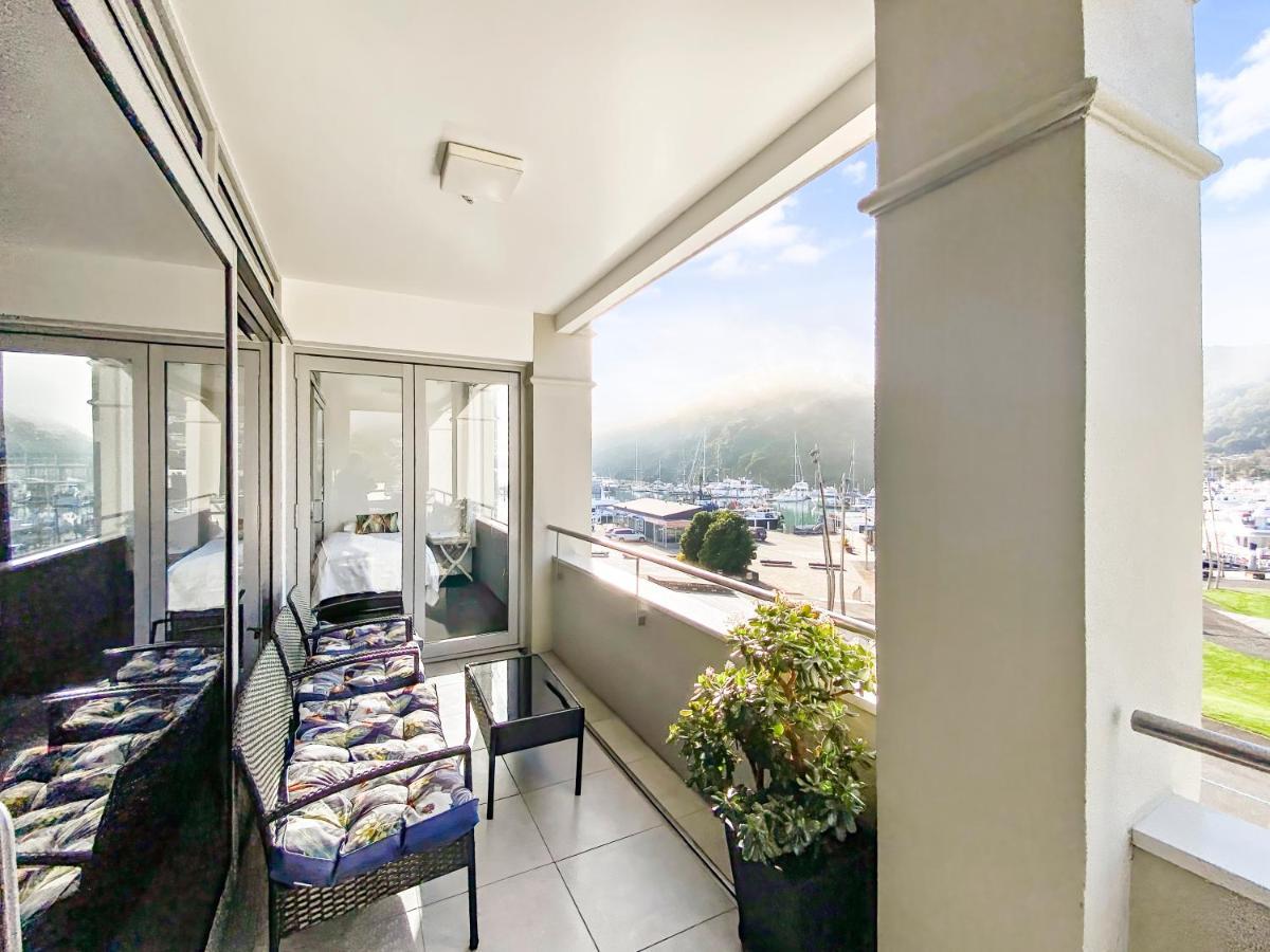 Oxley'S Superior Apartment Пиктън Екстериор снимка