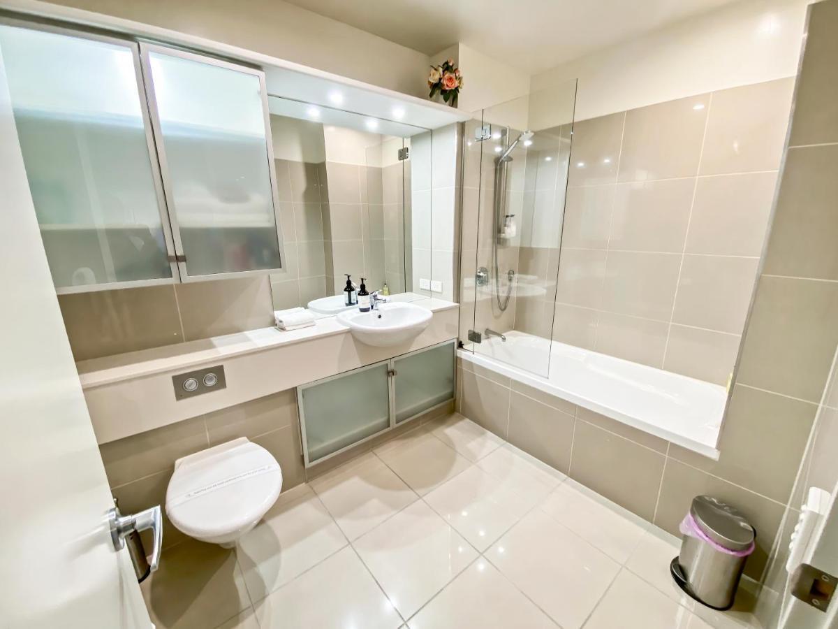 Oxley'S Superior Apartment Пиктън Екстериор снимка